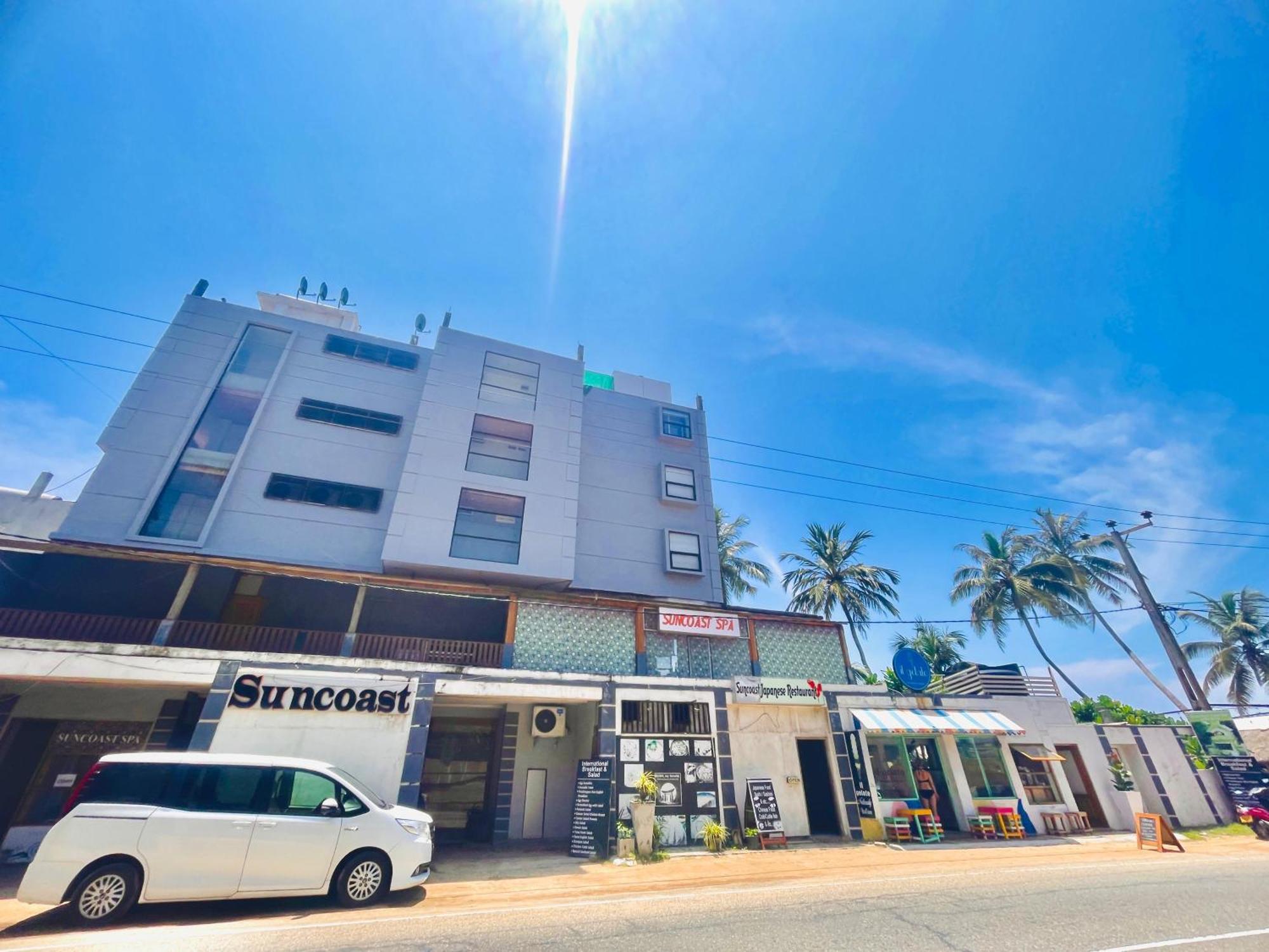 Suncoast Beach Hotel มิริสซา ภายนอก รูปภาพ
